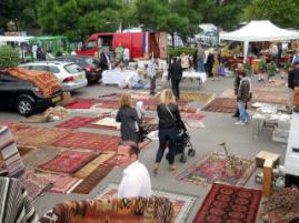 �C�M���X�����t���I�s�E�P���v�g���p�[�N�̃A���e�B�[�N�}�[�P�b�g�ւf�n�I